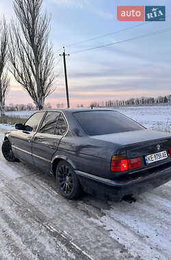 Седан BMW 5 Series 1989 в Днепре