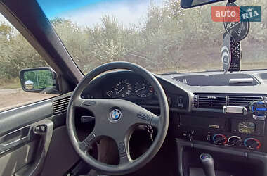 Седан BMW 5 Series 1989 в Днепре