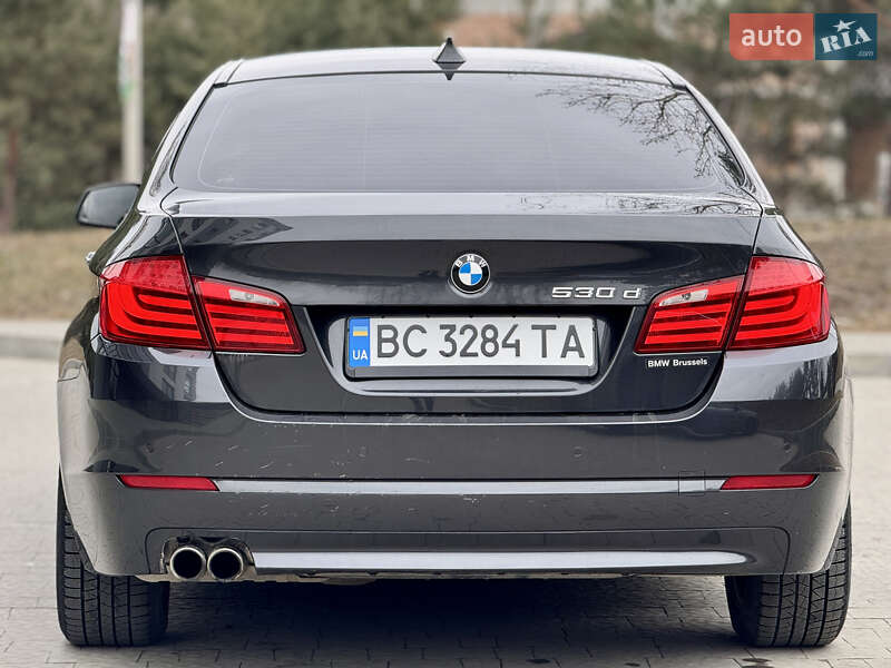 Седан BMW 5 Series 2010 в Яворові