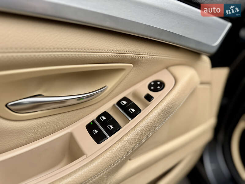 Седан BMW 5 Series 2010 в Яворові