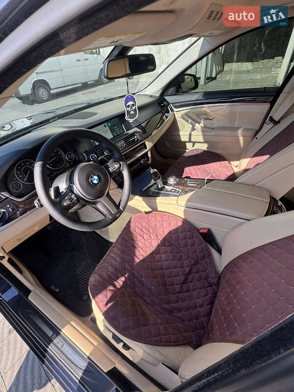 Седан BMW 5 Series 2013 в Львове