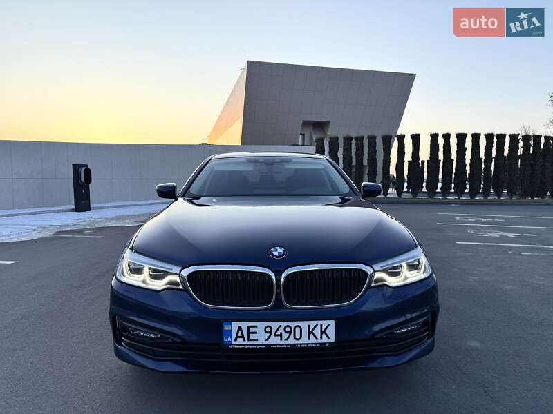 Седан BMW 5 Series 2017 в Днепре фото 2 Седан BMW 5 Series 2017 в Днепре