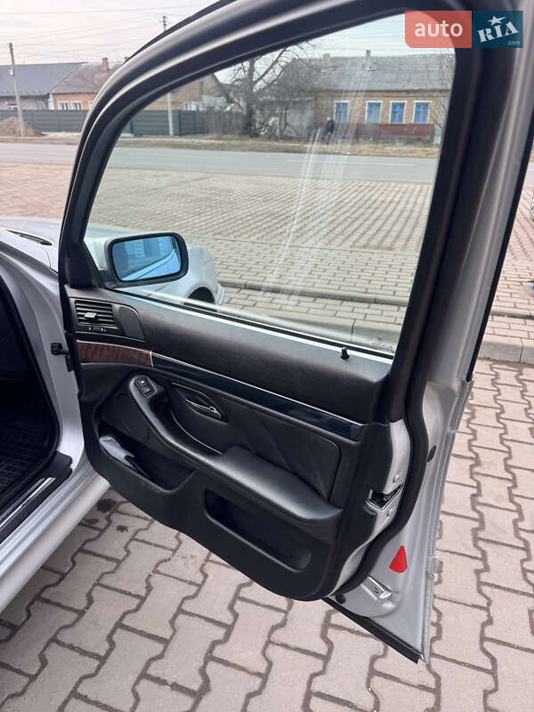 Універсал BMW 5 Series 2003 в Нововолинську