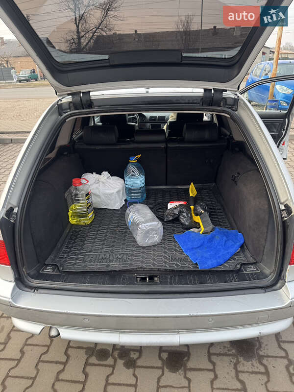 Універсал BMW 5 Series 2003 в Нововолинську