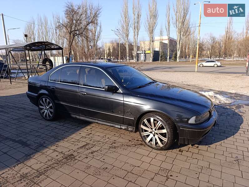 Седан BMW 5 Series 2002 в Знам'янці