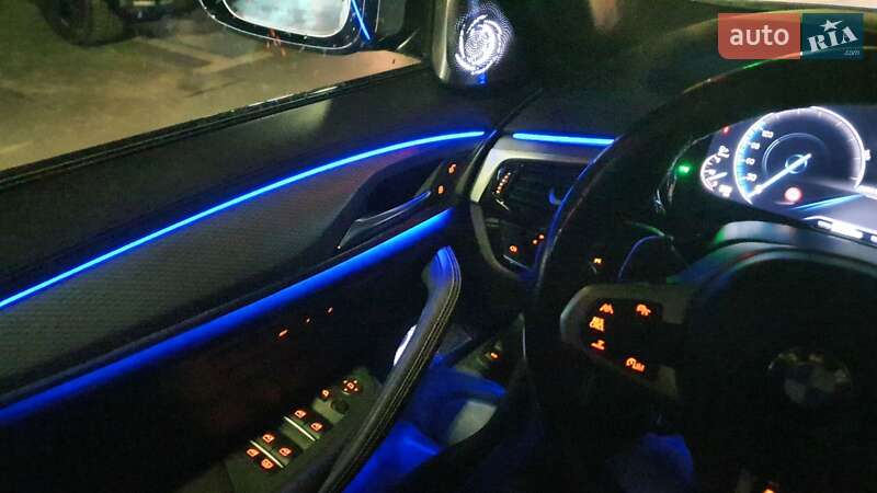 Седан BMW 5 Series 2018 в Киеве