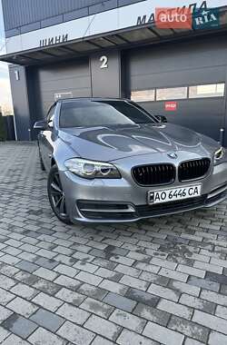 Седан BMW 5 Series 2015 в Хусте