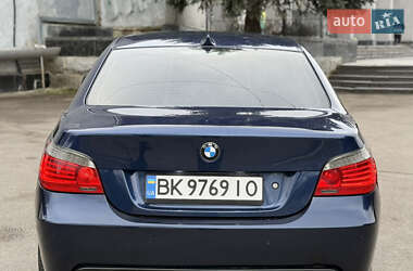 Седан BMW 5 Series 2009 в Ровно