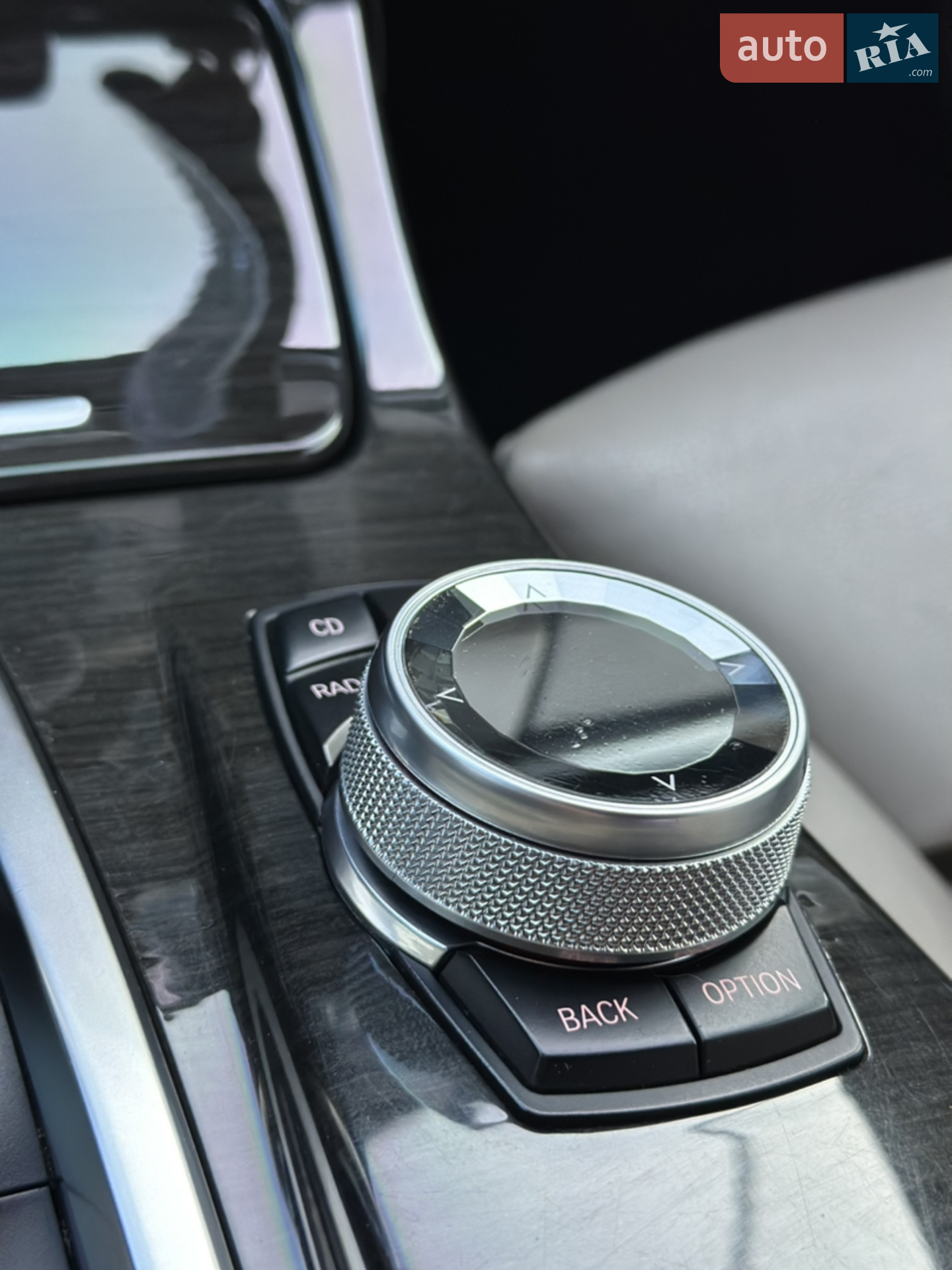 2011 BMW 5er - мініатюра 23