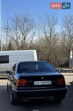 Седан BMW 5 Series 1998 в Новом Роздоле