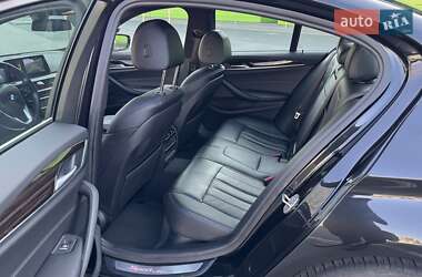 Седан BMW 5 Series 2017 в 