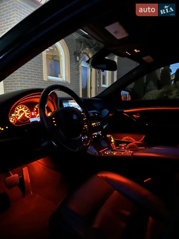 Седан BMW 5 Series 2015 в Львові