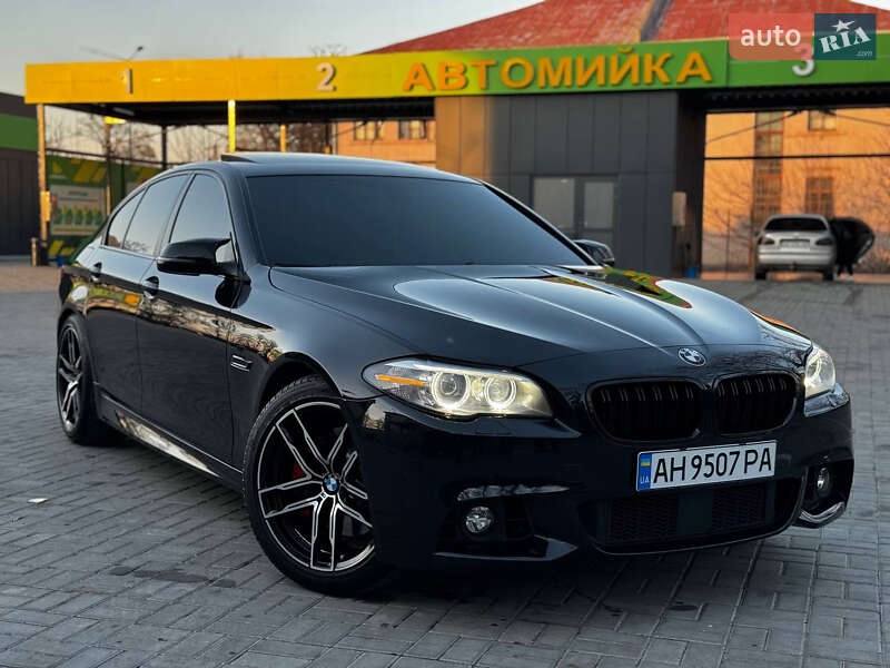 Седан BMW 5 Series 2015 в Днепре