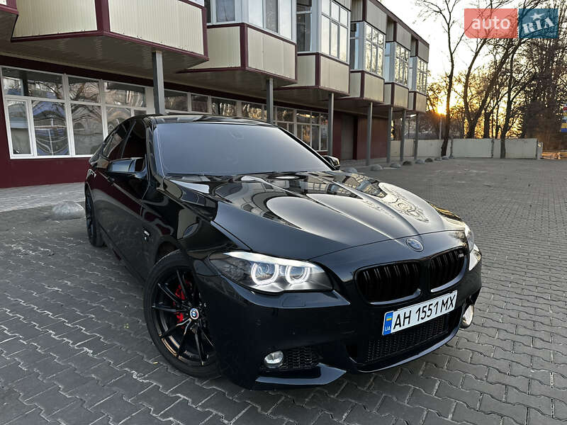 Седан BMW 5 Series 2010 в Днепре