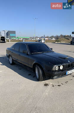 Седан BMW 5 Series 1992 в 