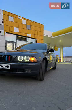 Седан BMW 5 Series 1999 в Переяславе