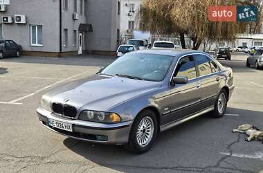 Седан BMW 5 Series 1998 в Киеве