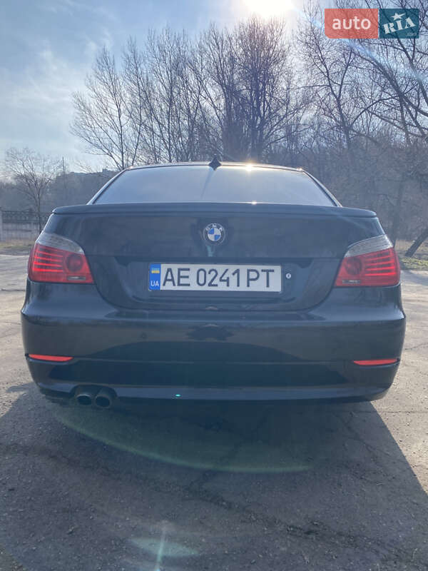 Седан BMW 5 Series 2007 в Каменском