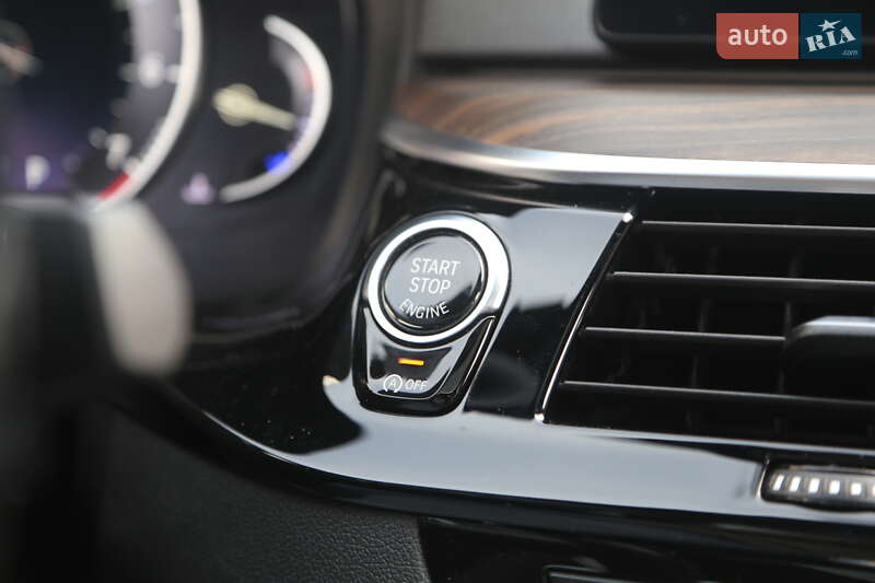 Седан BMW 5 Series 2017 в Києві