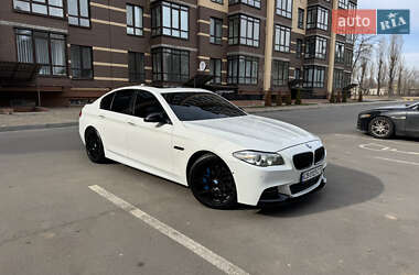 Седан BMW 5 Series 2014 в Чернигове