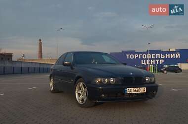 Седан BMW 5 Series 2000 в Тернополе