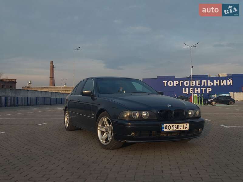 Седан BMW 5 Series 2000 в Тернополе