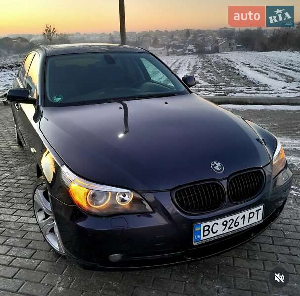BMW 5 Series 2004