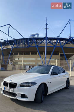 Седан BMW 5 Series 2012 в Харькове