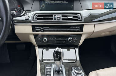 Седан BMW 5 Series 2013 в Львові