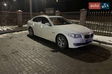 Седан BMW 5 Series 2012 в 