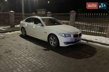 Седан BMW 5 Series 2012 в 