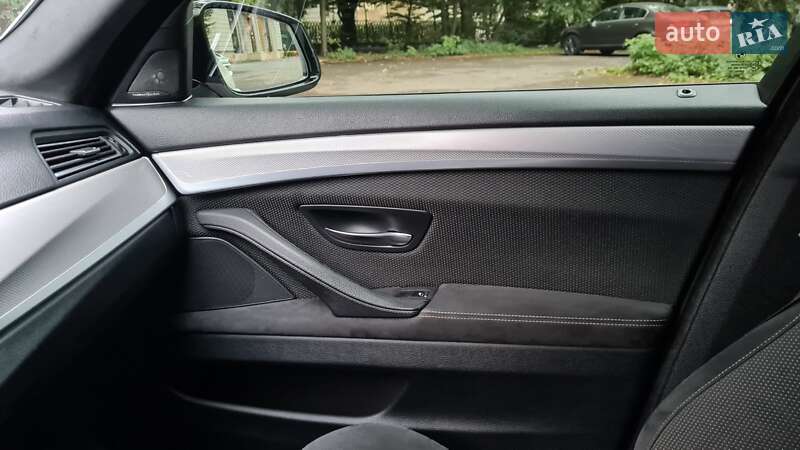 Седан BMW 5 Series 2011 в Львове