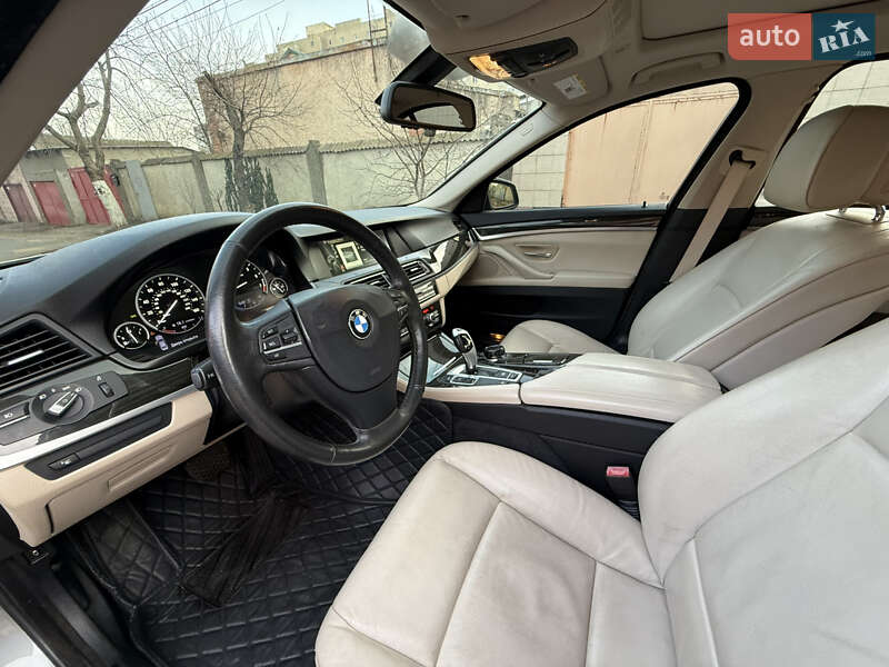 Седан BMW 5 Series 2012 в Одесі