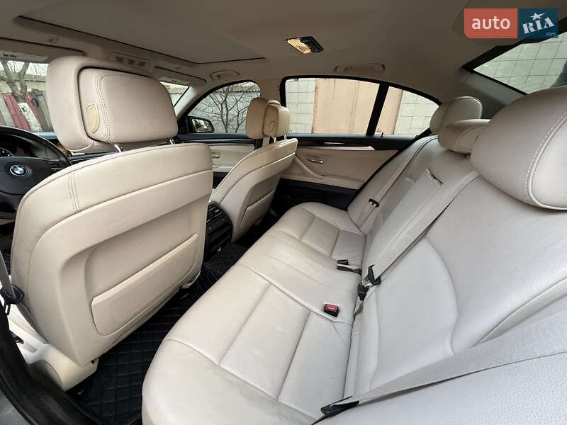 Седан BMW 5 Series 2012 в Одесі