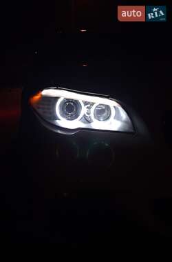 Седан BMW 5 Series 2011 в 