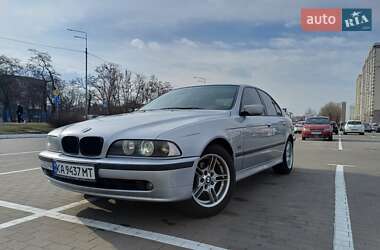 Седан BMW 5 Series 1996 в Киеве