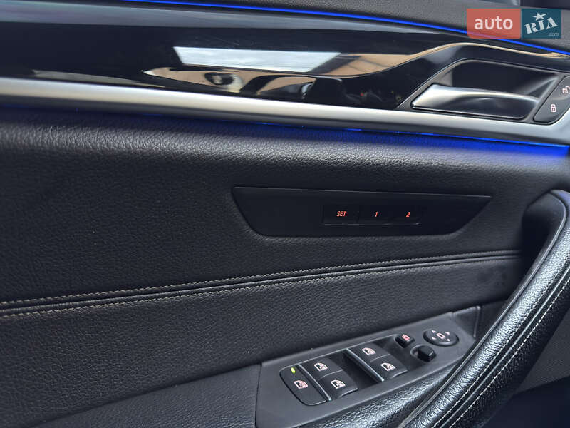 Седан BMW 5 Series 2017 в Вінниці