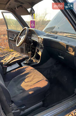 Седан BMW 5 Series 1987 в 