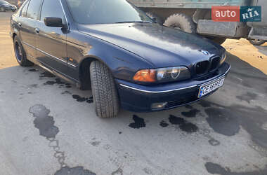 Седан BMW 5 Series 1998 в Чернівцях