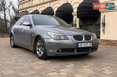 Седан BMW 5 Series 2004 в Дніпрі