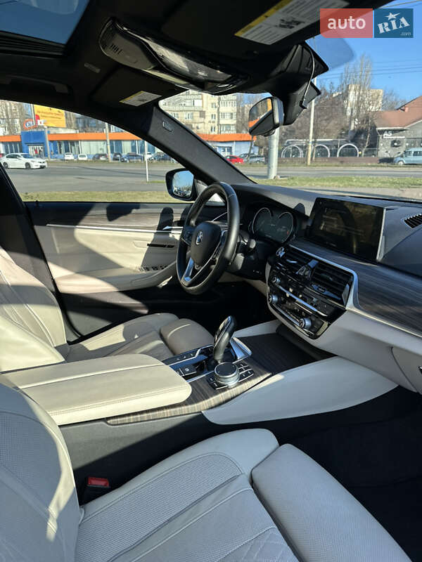 Седан BMW 5 Series 2018 в Одессе