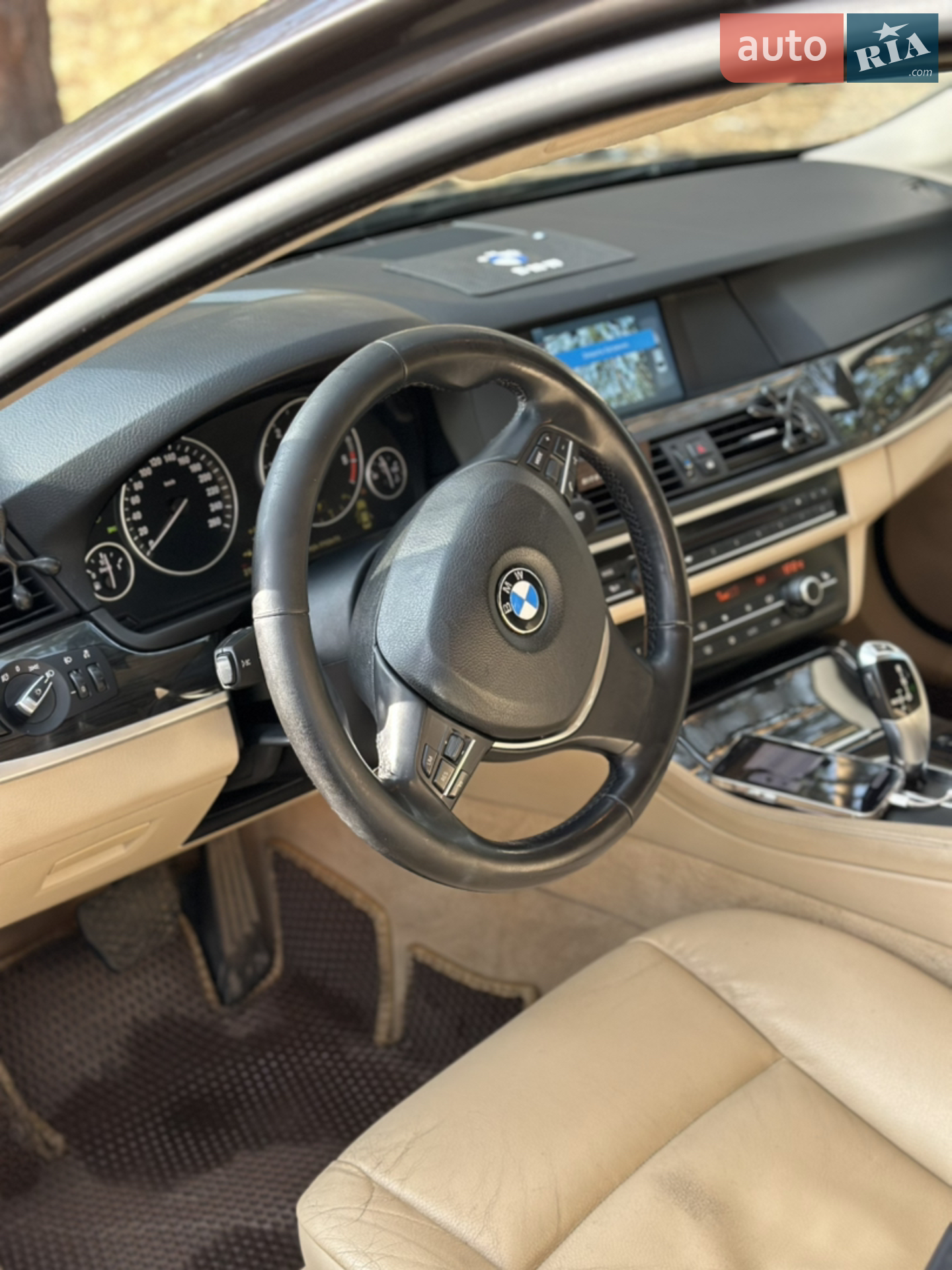 2010 BMW 5er - мініатюра 26