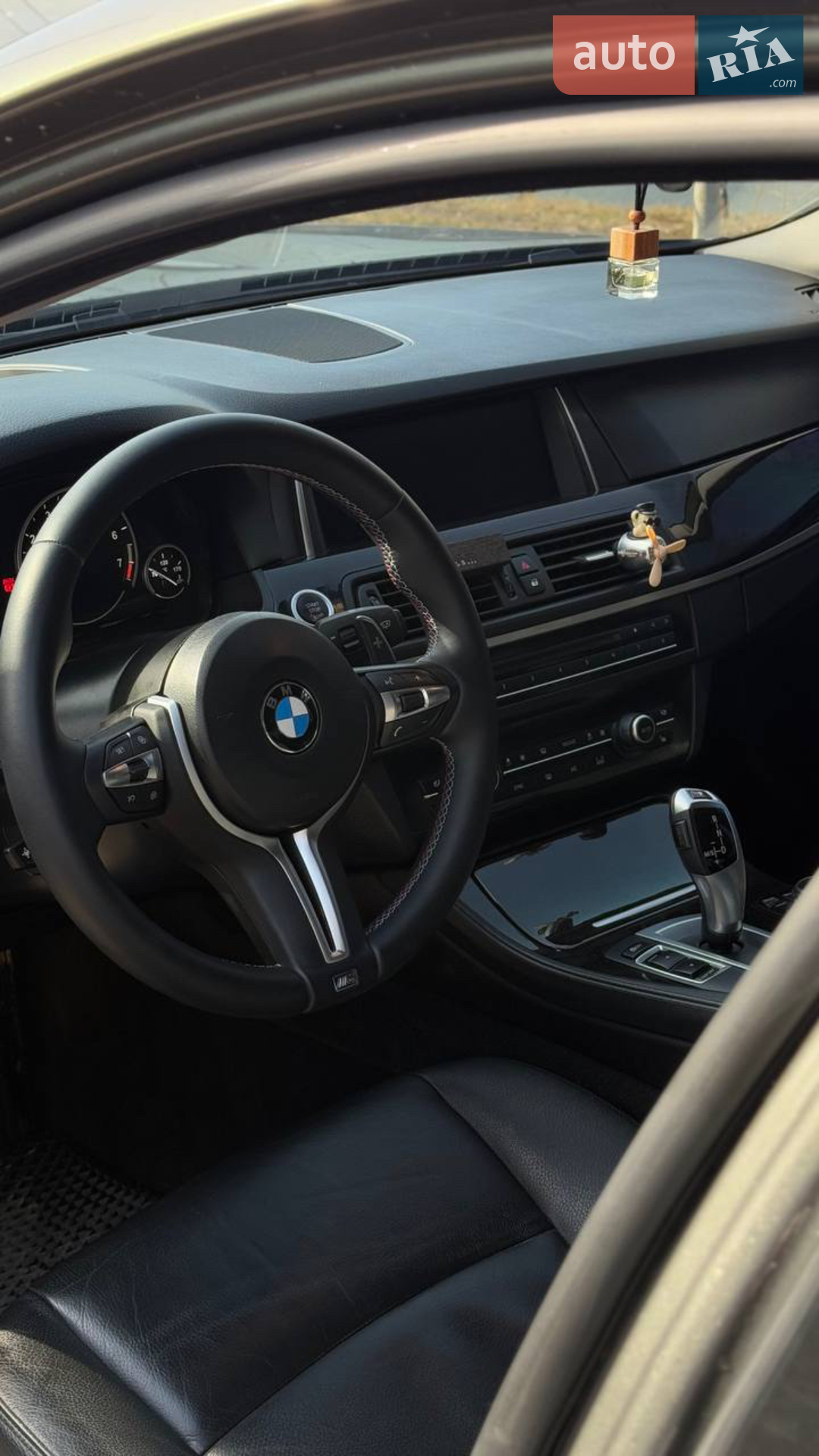 2013 BMW 5er - мініатюра 13