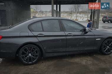 Седан BMW 5 Series 2010 в 