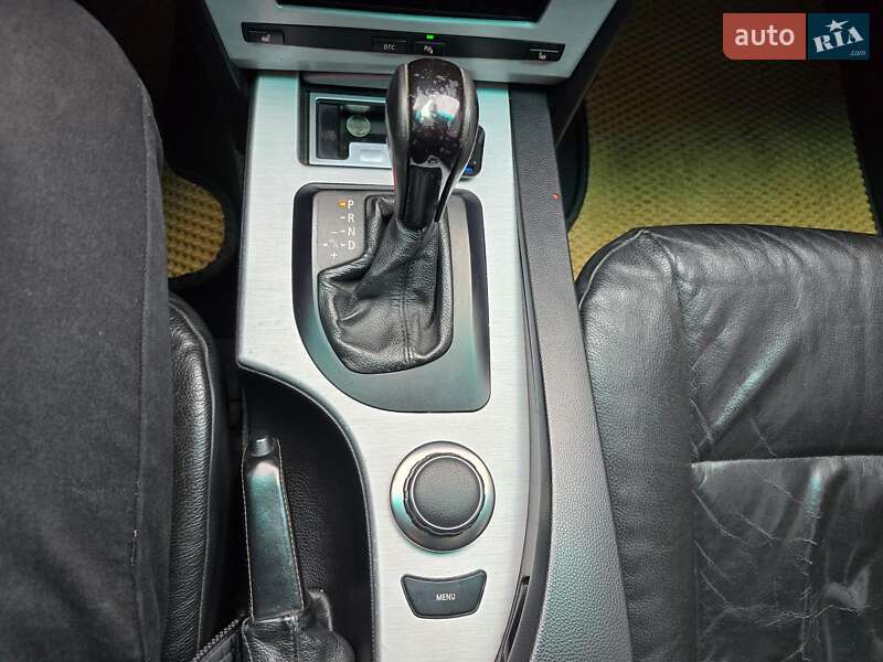 Седан BMW 5 Series 2005 в Львове