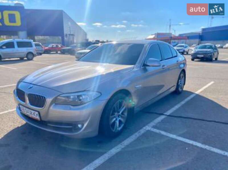 Седан BMW 5 Series 2012 в Виннице