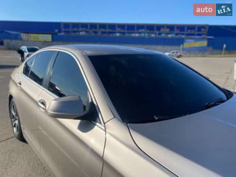 Седан BMW 5 Series 2012 в Виннице