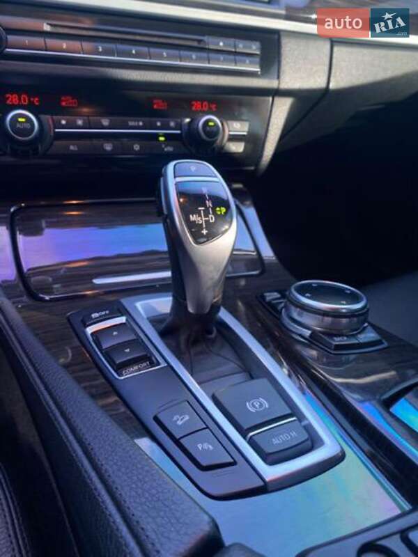 Седан BMW 5 Series 2012 в Виннице