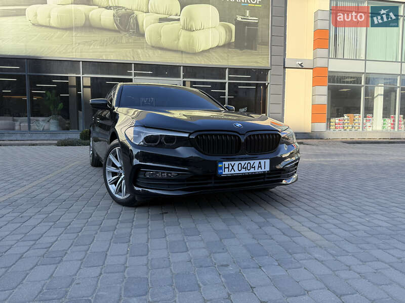 Седан BMW 5 Series 2017 в Хмельницком