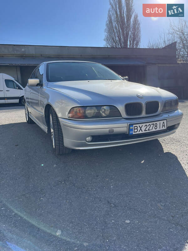 BMW 5 Series 1998